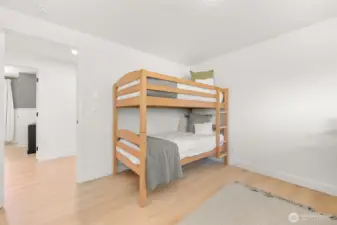 4th bedroom
