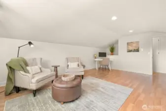 Upstairs bonus room