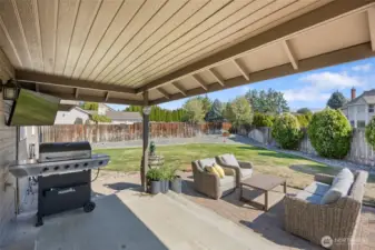 Step out through the sliding door - covered patio