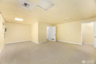 APARTMENT / STUDIO / ADU