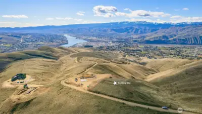 Rare opportunity to build a custom luxury home with unobstructed valley and river views.