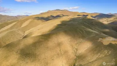 Minutes to Wenatchee amenities while enjoying the feel of a secluded mountain retreat.