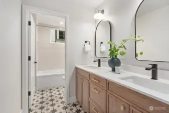 1st level full bath.