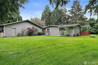 Beautifully kept lawn and yard makes this property seem like your own personal park.