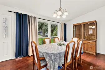 Another angle of the dining room.