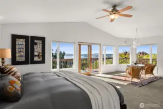 Imagine waking up to this bedroom #4 every morning!