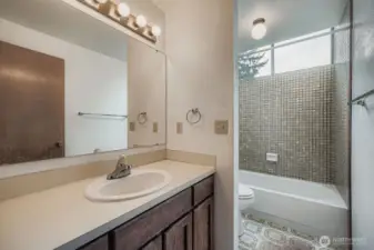 Main Floor Full Bath