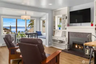 Living room with gas fireplace