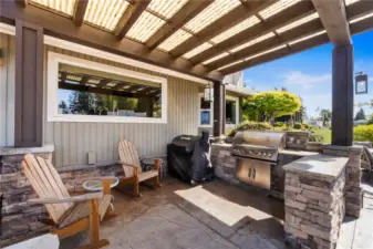 Covered listing space with new built in barbecue