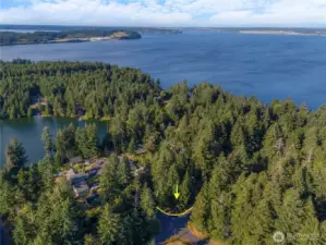 Only one block from Florence Lake.