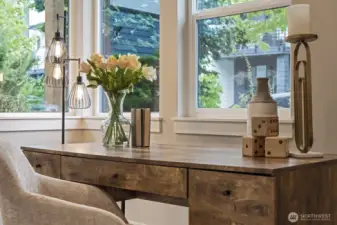 The corner unit location really helps provide even more windows and natural light.