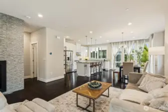 Such a nice open concept floorplan