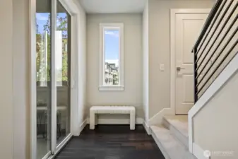 This nook could be an office area! Let's head on up to the 3rd floor