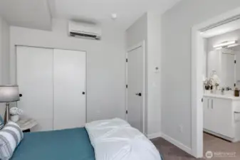 Bedroom with ensuite bath (photos of lot34, same floorplan)