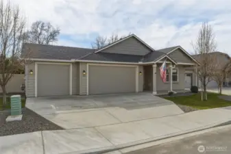 Three-Car Garage with Access to Backyard