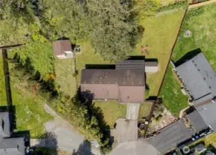 Your own private sanctuary, yet just minutes to town & freeway!