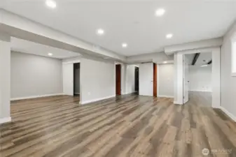 Crafting, TV Room, Library... Use as You Choose