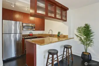 Kitchen with Breakfast Bar