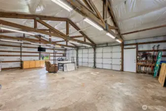 Huge 3 bay shop. Recently freshly sided & insulated!