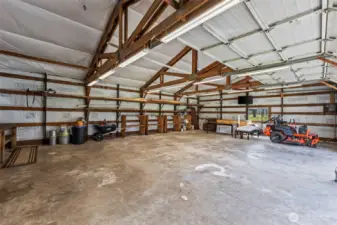 Huge 3 bay shop. Recently freshly sided & insulated!