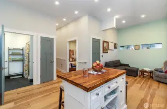 MIL-wheelchair accessible