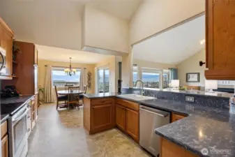 You can appreciate the view throughout