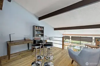 Charming Rustic Loft—Ideal for a Home Office