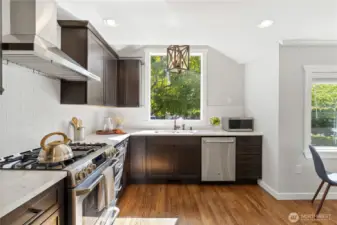 Diamond Soft Close Cabinets & Krause Sink