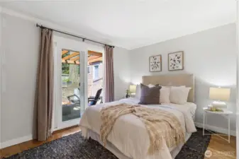 Guest Bedroom w/Exterior Access