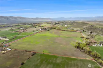 Surface Water Irrigation via Ahtanum Irr Dist - Ground Water  Right Certificate