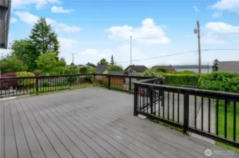 Entertainment sized deck with extensive Views & Sunsets