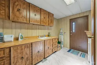 Lots of storage in the laundry room!
