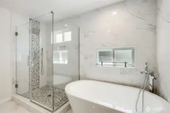 Spa like en-suite.