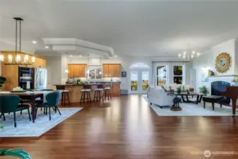 Solid Brazilian Cherrywood floors in the Main