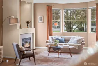 Bright and cozy living room.