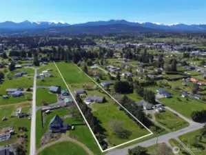 Possibly potential to subdivide for 2-3 additional lots