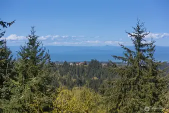 You can see Canada from your back yard!
