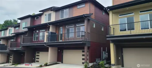 13214 NE 127th Ct Unit #E ~ Ready Now