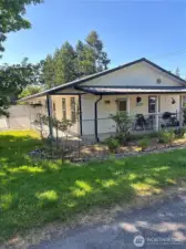 DADU, front view of home with covered patio