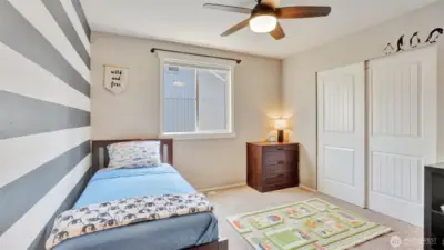 Upstairs guest room #1