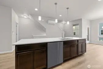 Photographs are for illustrative purposes only. Features, finishes, interior/exterior colors, landscaping and floorplan shown may vary from actual homes built