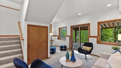 Daylight basement - bonus room