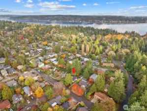 Proximity of listing to lake