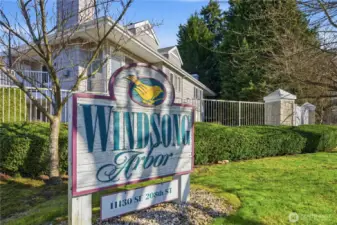 Welcome home to Windsong Arbor condos!