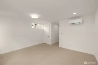 for extra comfort in the suite, the primary receives its own minisplit