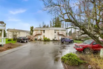 Strategically positioned just off Main Street in Ferndale, 5660 Eagle Place benefits from consistent tenant demand driven by its proximity to major city amenities. Walking, short-drive to shopping, dining, services, etc enhances rental appeal - supports strong occupancy trends.