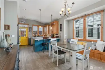 Main house - Dining Room.