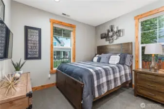 Main house - Bedroom 2.