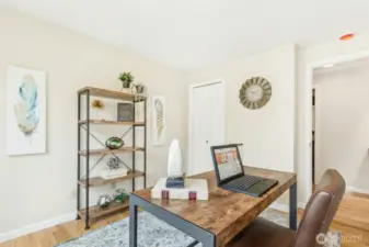 Angle showing the closet.