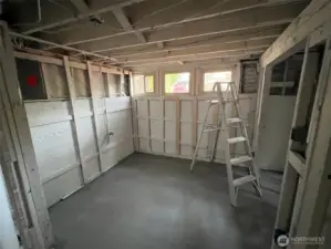 Basement N corner